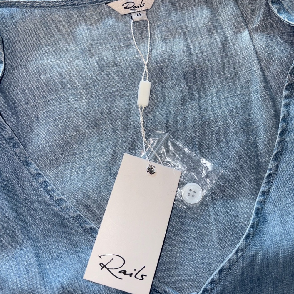 🆕RAILS “Scarlett” Denim Romper, Size Medium - Picture 7 of 10